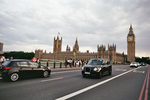 Essential Guide to Buying Your First Car in the UK